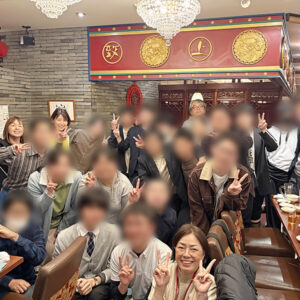 6年ぶりの同窓会の集合写真