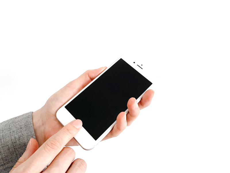 スマホ利用のイメージ