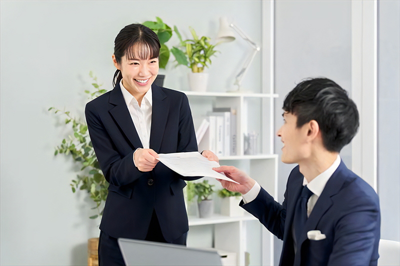 【ビジネスマナー特別編】誰も教えてくれない!?職場での「暗黙のルール」とコミュニケーションのコツ